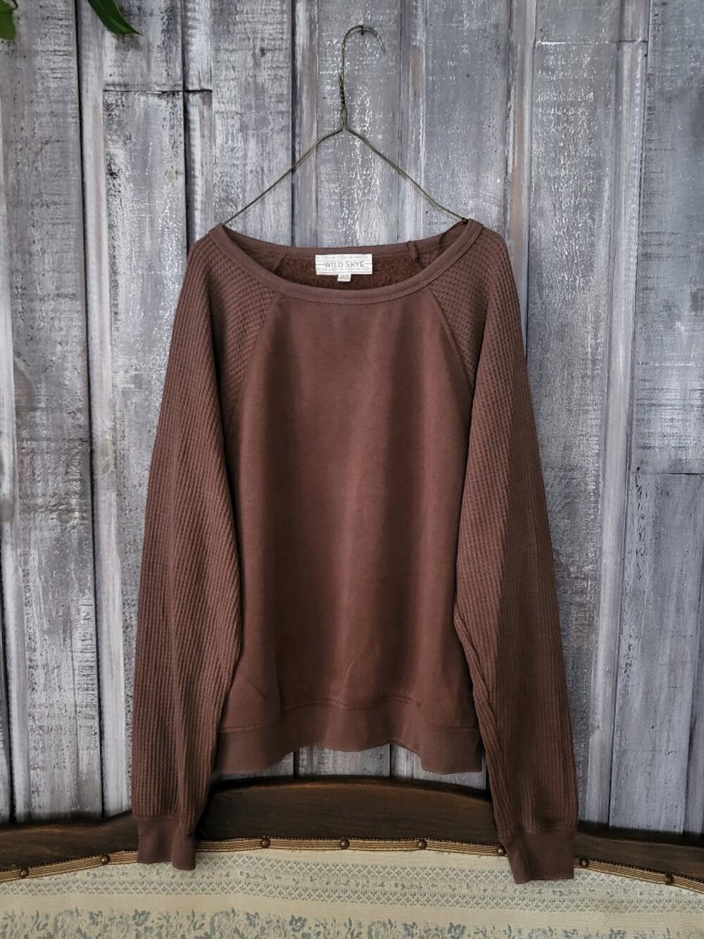 Wild Skye Chocolate Brown Waffle Knit Raglan Sweatshirt Medium NWT Boho Pullover